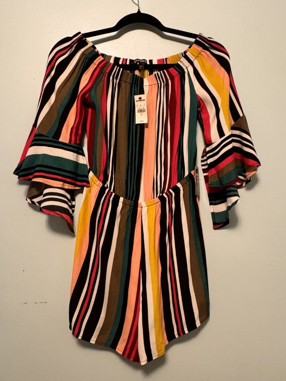 Express Off-the-Shoulder Striped Romper – Size XS - JK0480